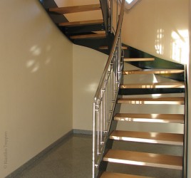 Металлическая лестница на тетивах N 4000, Вальсдорф