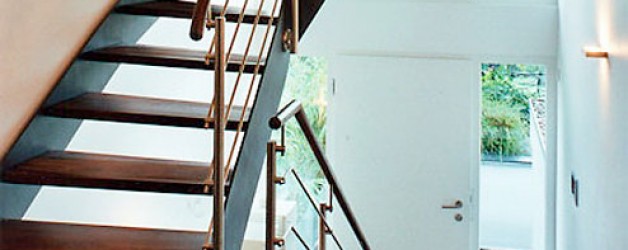 Металлическая лестница на тетивах N 4000, Альсбах — Хенляйн