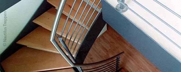 Металлическая лестница на тетивах N 4000, Ремштедт