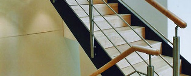 Металлическая лестница на тетивах N 4000, Веслинг